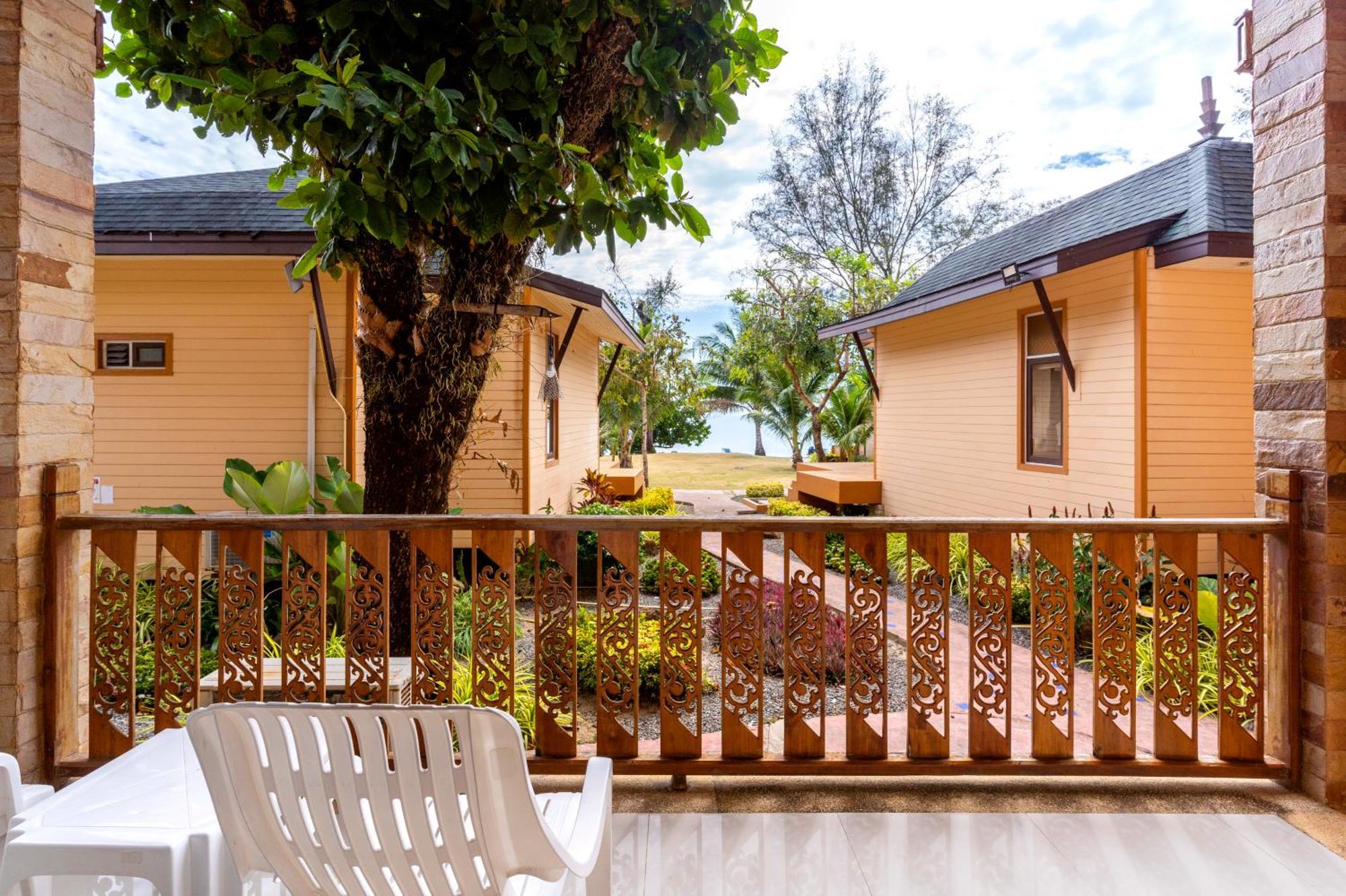 Coconut Resort,